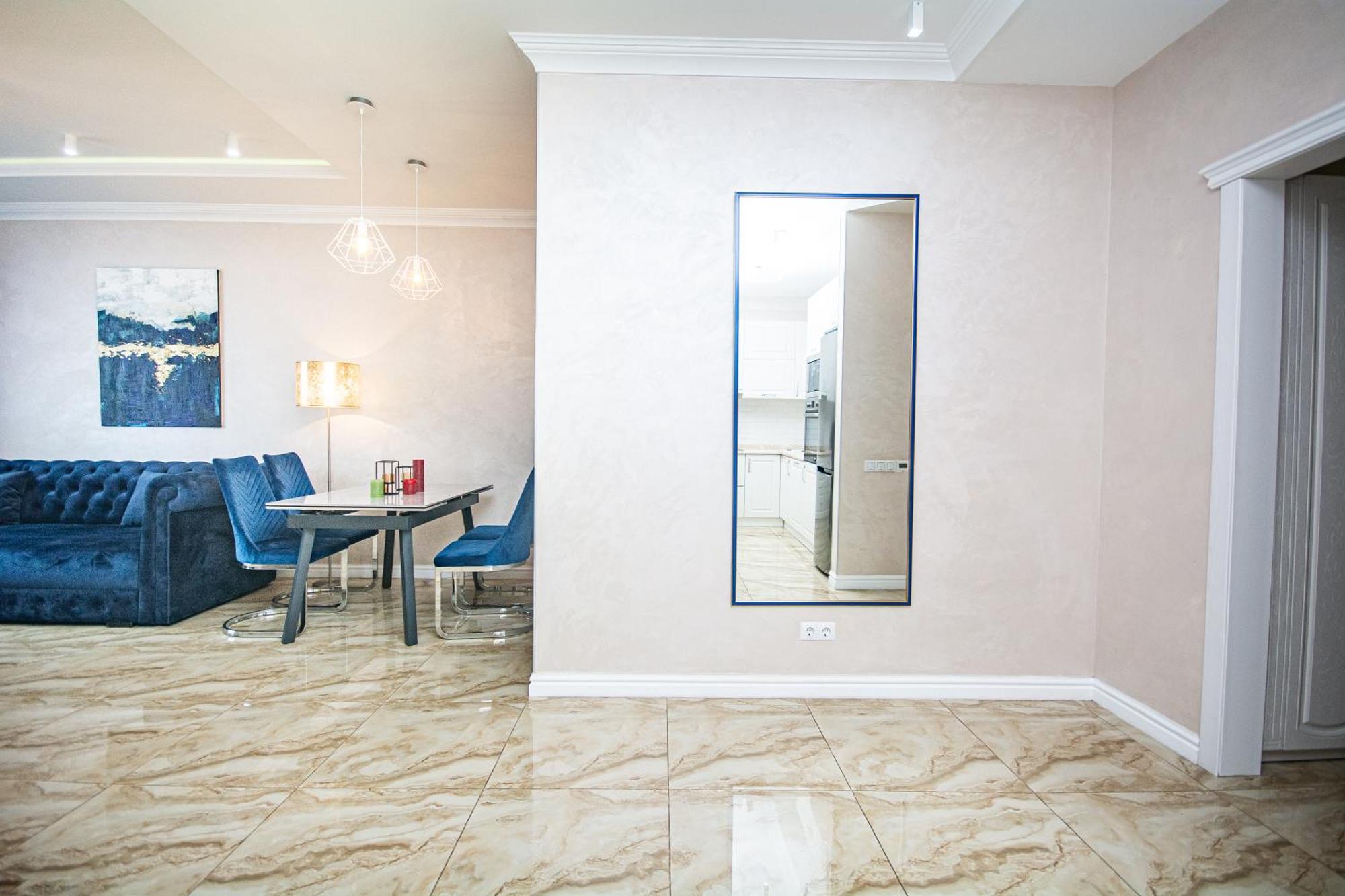 Luxury For Business & Pleasure Royal 3 Apartment Kiev Bagian luar foto