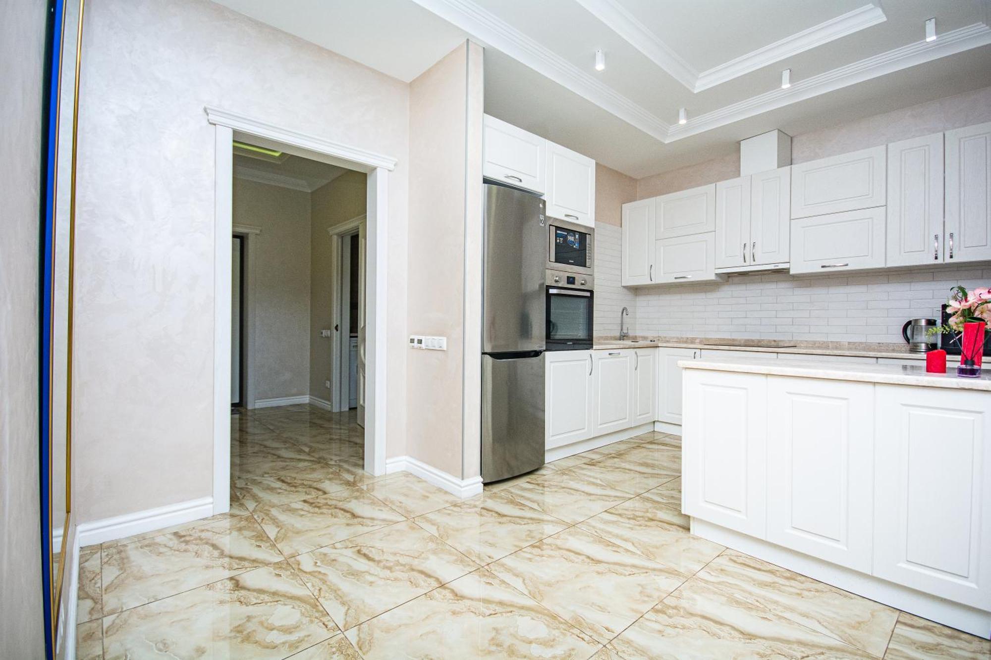 Luxury For Business & Pleasure Royal 3 Apartment Kiev Bagian luar foto